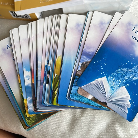 Talking to Heaven - Mediumship Cards Doreen Virtue and James Van Praagh - Picture 6 of 6